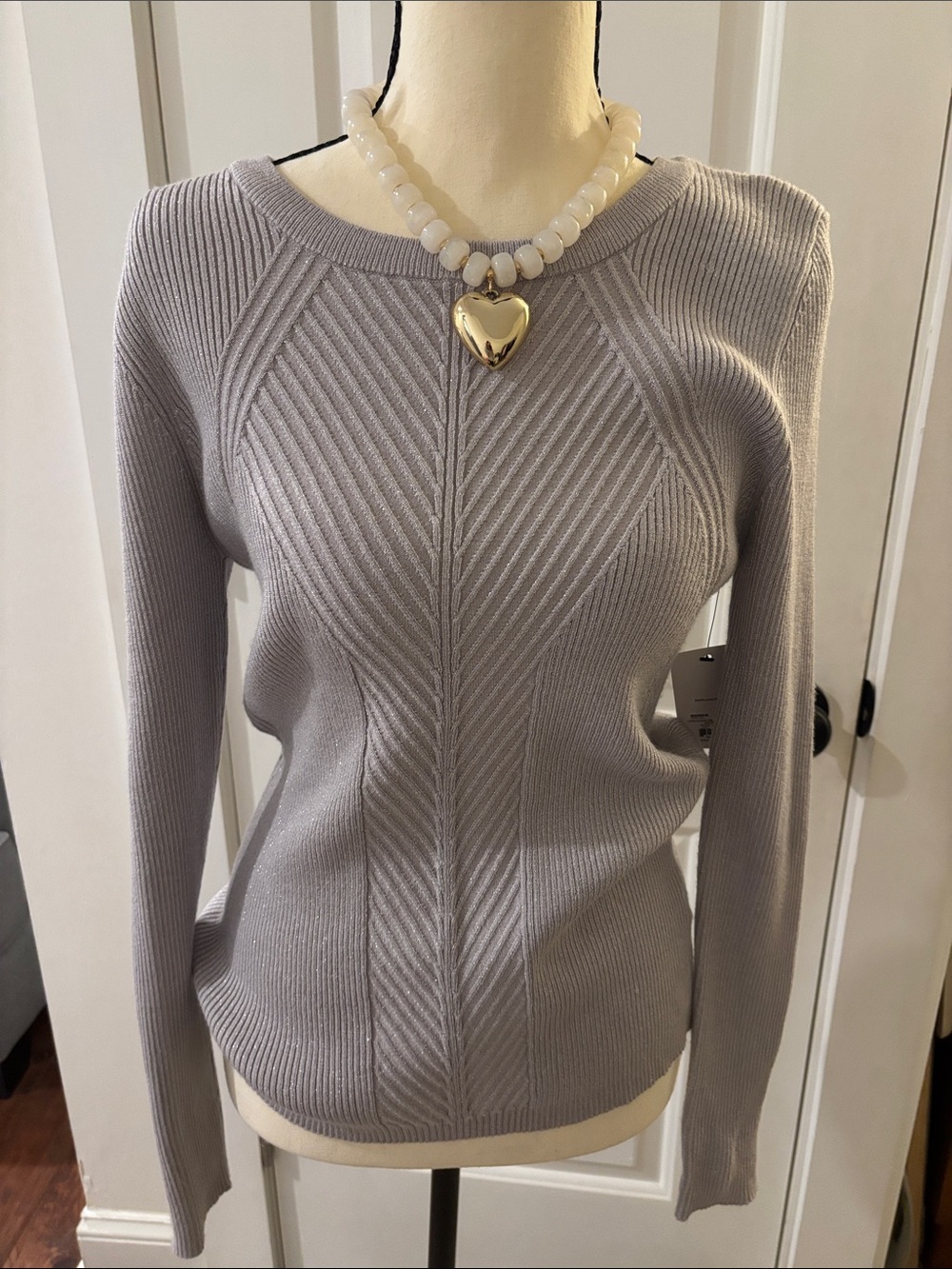 Nine West Light Gray Chevron Ribbed Crewneck Sweater